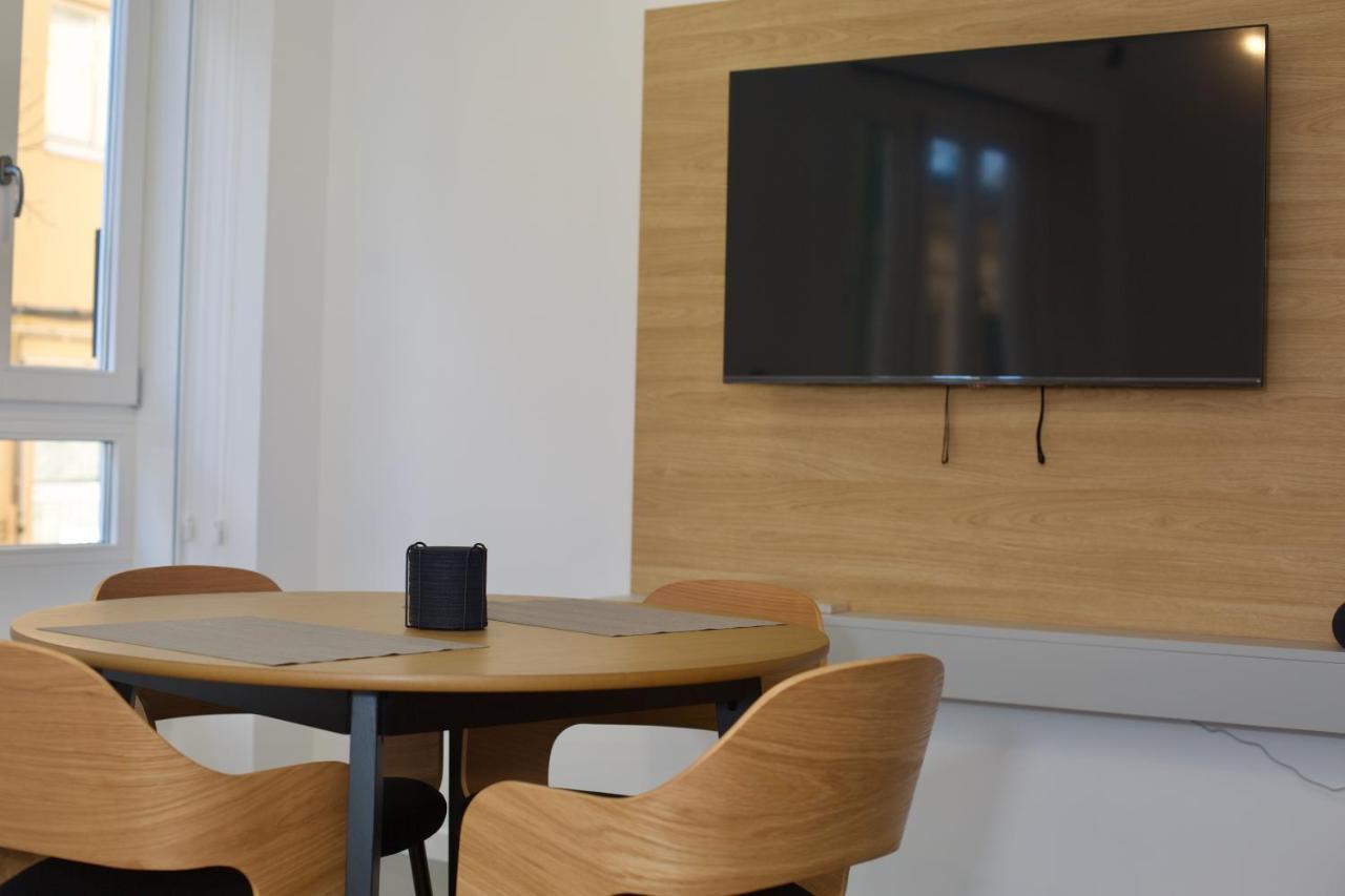 Suite 102 - 1 Bedroom Suite In Amando Perez Suites Ribadeo Kültér fotó
